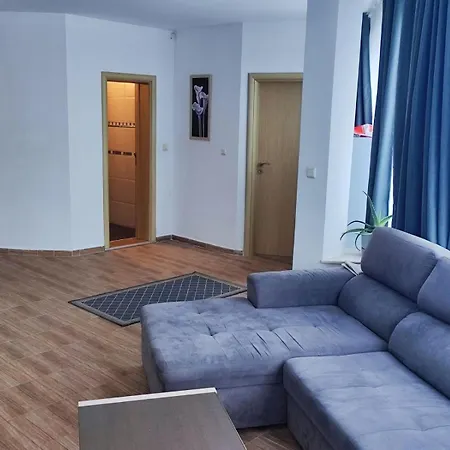 Apartment за гости аврора вю в917