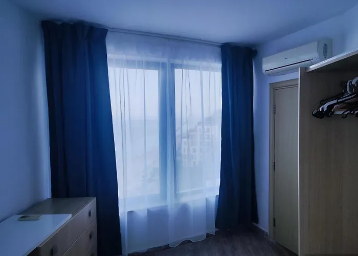 Apartment за гости аврора вю в917 *